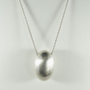 שרשרת ארוכה ותליון אליפסה מכסף 925