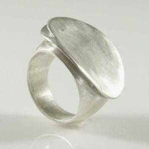 טבעת כסף בעיצוב פטרייה