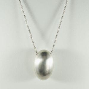 שרשרת ארוכה ותליון אליפסה מכסף 925